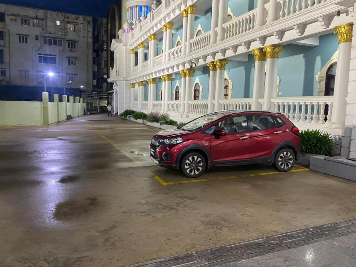 Gadiraju Palace Convention Centre & Hotel Višákhapatnam Exteriér fotografie