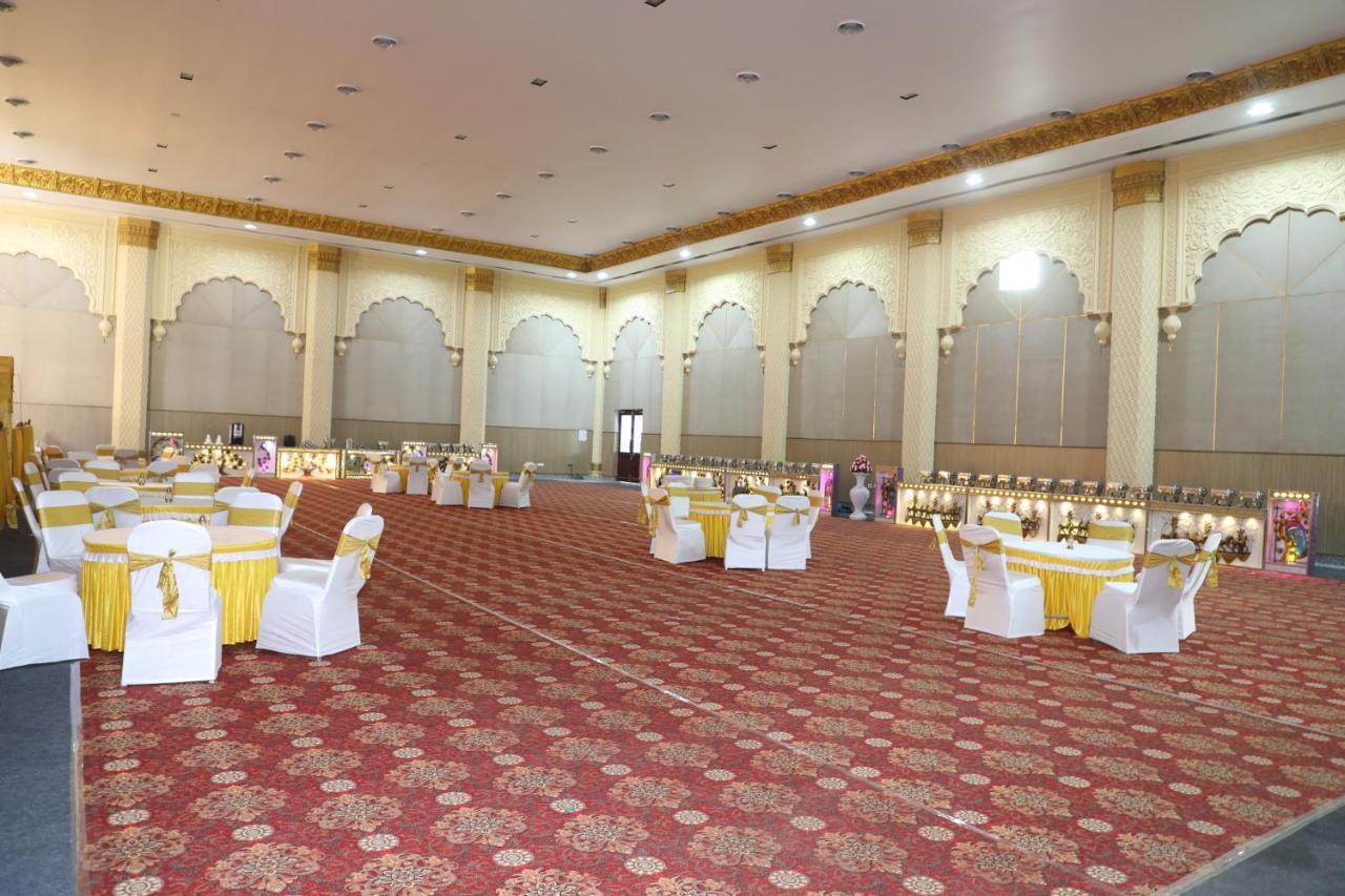 Gadiraju Palace Convention Centre & Hotel Višákhapatnam Exteriér fotografie