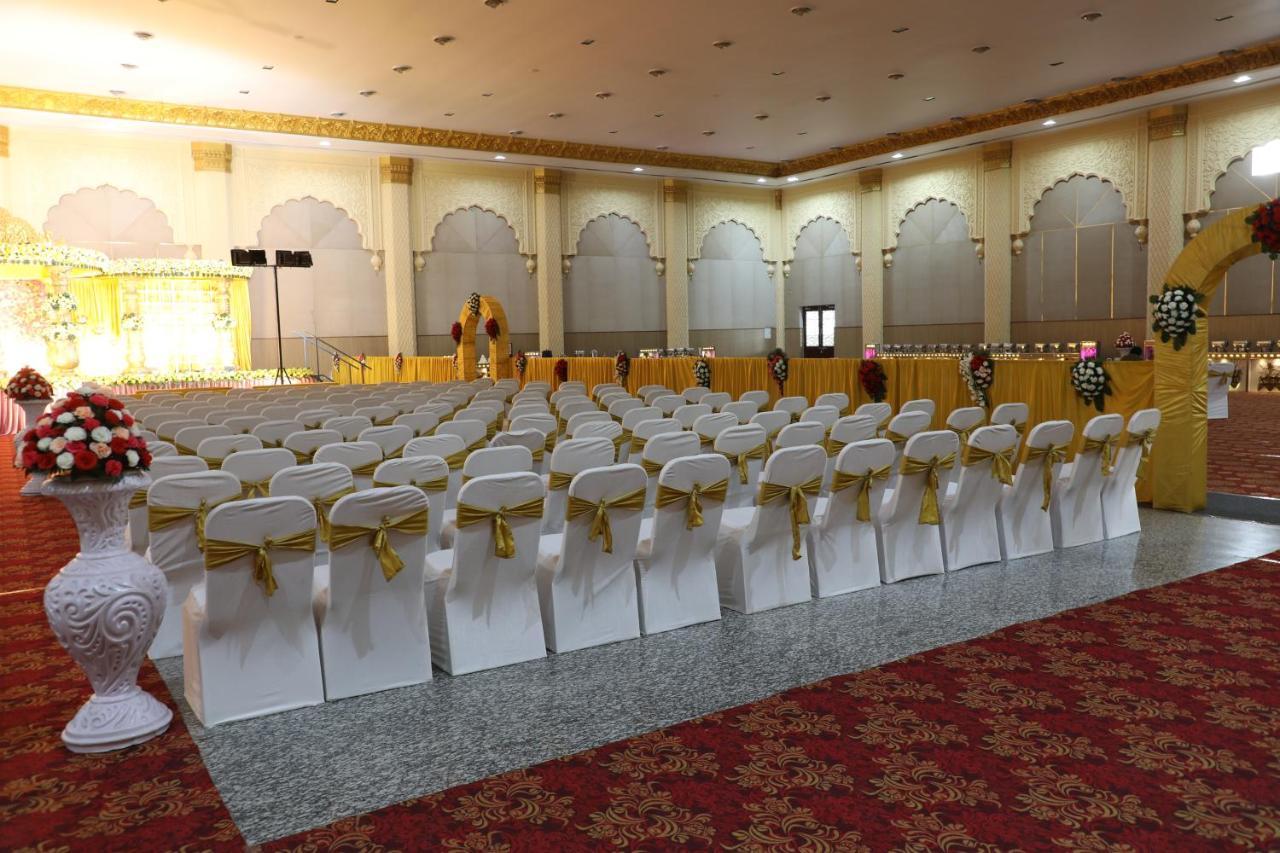 Gadiraju Palace Convention Centre & Hotel Višákhapatnam Exteriér fotografie